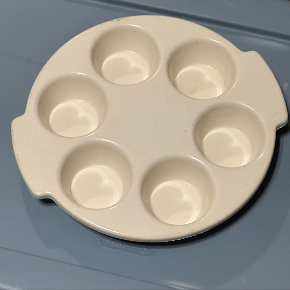 Vintage 1984 Rubbermaid Microwave Cookables Cookware 10” Muffin Pan‎ Vintage